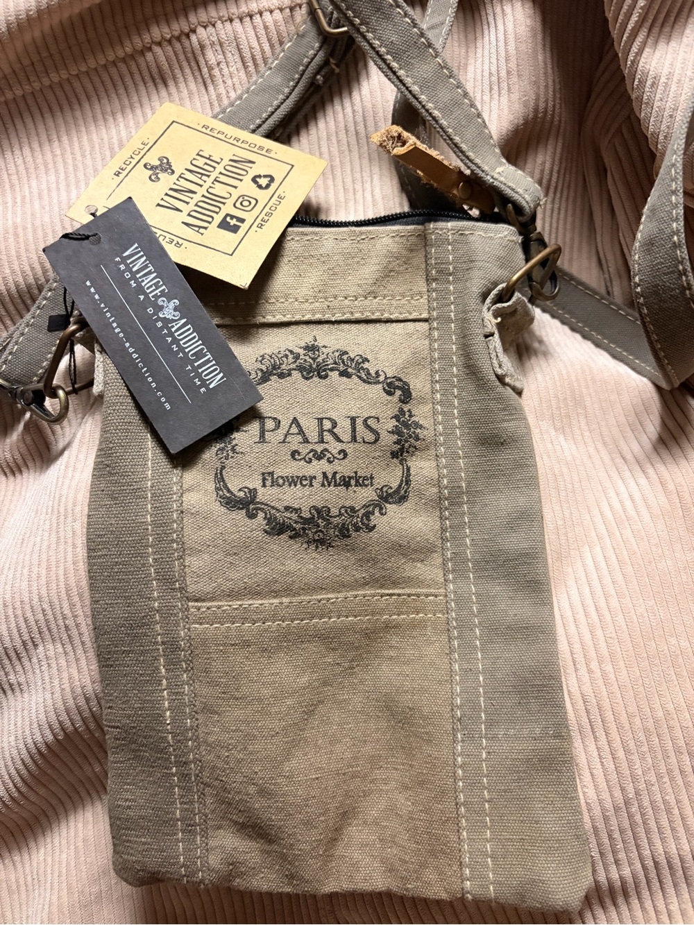 Vintage-Inspired Canvas Crossbody Bag - Taupe Paris Flower Market